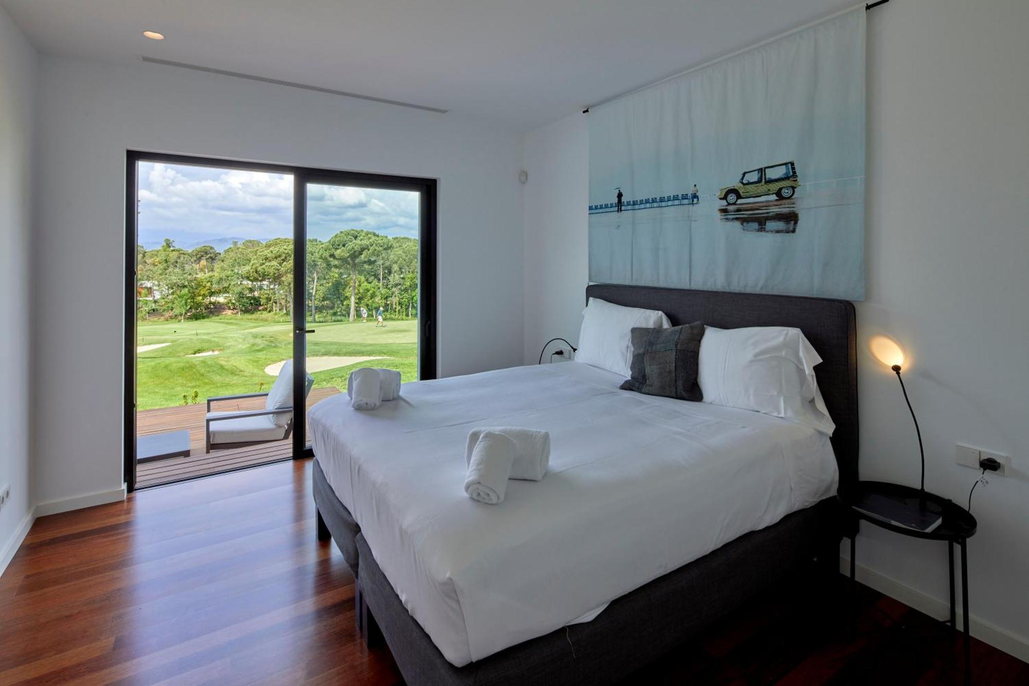 Holiday Rentals At Camiral Golf & Wellness كالذيس ذي مالافييّا المظهر الخارجي الصورة